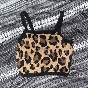 Xs cheetah print crop top